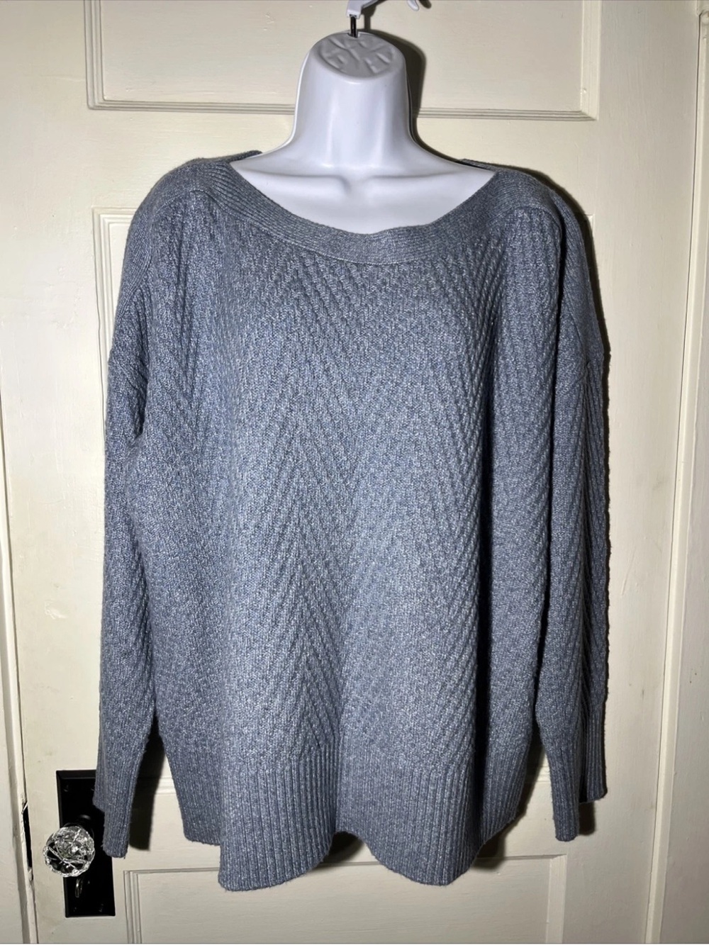 Market & Spruce Light Gray Crewneck Textured Knit Sweater